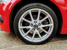 Mazda MX-5 2.0i Sport Tech Roadster 2dr Petrol Manual Euro 5 (160 ps) 