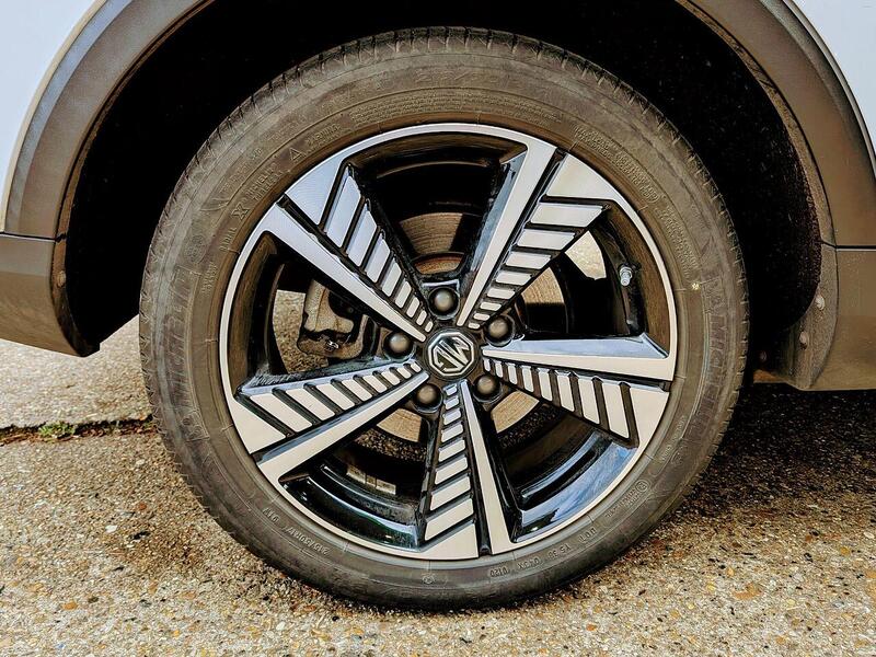 MG 44.5kWh Exclusive SUV 5dr Electric Auto (143 ps)