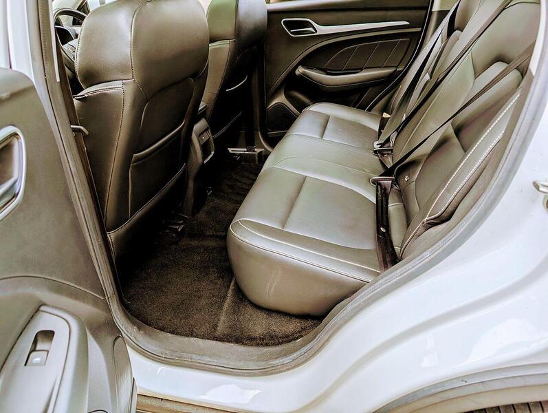 MG 44.5kWh Exclusive SUV 5dr Electric Auto (143 ps)