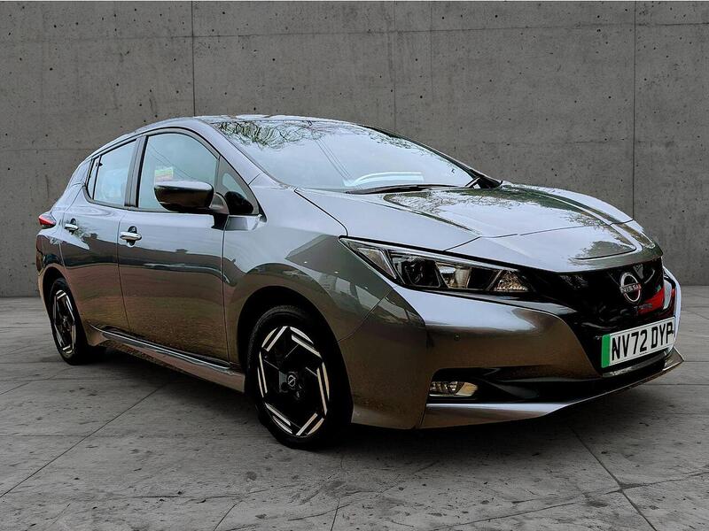 Nissan 39kWh Acenta Hatchback 5dr Electric Auto (150 ps)