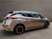 Nissan Leaf 39kWh Acenta Hatchback 5dr Electric Auto (150 ps) 