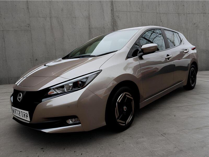 Nissan 39kWh Acenta Hatchback 5dr Electric Auto (150 ps)