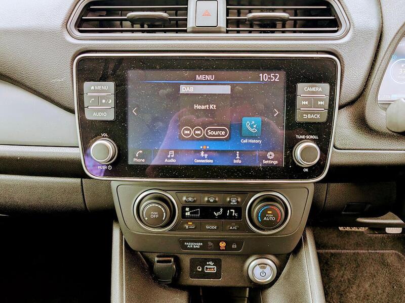 Nissan 39kWh Acenta Hatchback 5dr Electric Auto (150 ps)