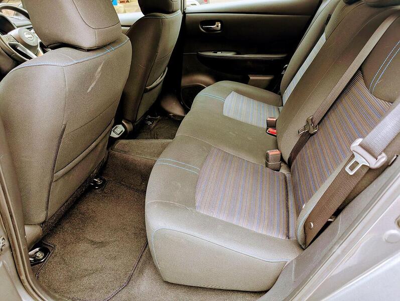 Nissan 39kWh Acenta Hatchback 5dr Electric Auto (150 ps)