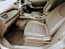 Nissan Leaf 39kWh Acenta Hatchback 5dr Electric Auto (150 ps) 