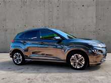 Hyundai KONA 39kWh Premium SUV 5dr Electric Auto (10.5kW Charger) (136 ps) 