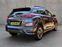 Hyundai KONA 39kWh Premium SUV 5dr Electric Auto (10.5kW Charger) (136 ps) 