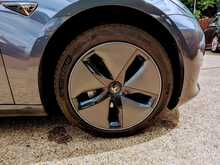 Tesla Model 3 Standard Range Plus Saloon 4dr Electric Auto RWD (241 bhp) 