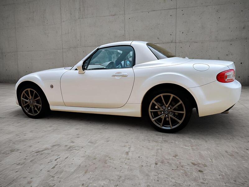 Mazda 2.0i Venture Roadster 2dr Petrol Manual Euro 5 (160 ps)