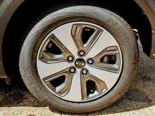 Kia Niro 1.6h GDi 2 SUV 5dr Petrol Hybrid DCT Euro 6 (s/s) (139 bhp) 
