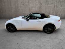 Mazda MX-5 1.5 SKYACTIV-G Sport Nav Convertible 2dr Petrol Manual Euro 6 (131 ps) 