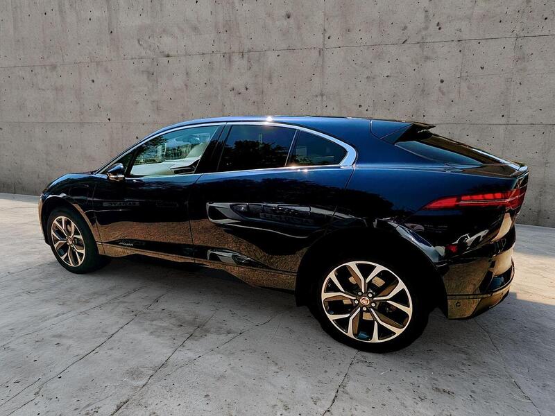 Jaguar 400 90kWh HSE SUV 5dr Electric Auto 4WD (400 ps)