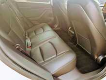 Tesla Model 3 Standard Range Plus Saloon 4dr Electric Auto RWD (241 bhp) 