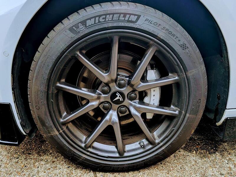 Tesla Standard Range Plus Saloon 4dr Electric Auto RWD (241 bhp)
