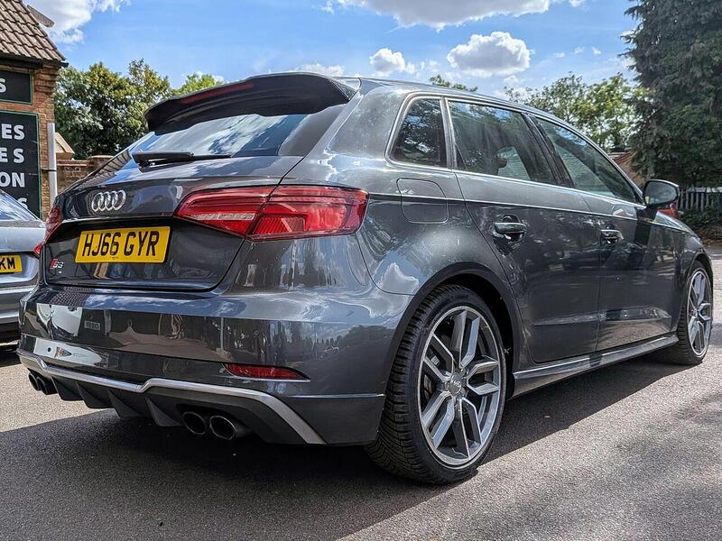 Audi 2.0 TFSI Sportback 5dr Petrol S Tronic quattro Euro 6 (s/s) (310 ps)