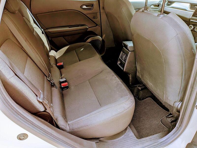 Renault 1.3 TCe Iconic SUV 5dr Petrol Manual Euro 6 (s/s) (130 ps)