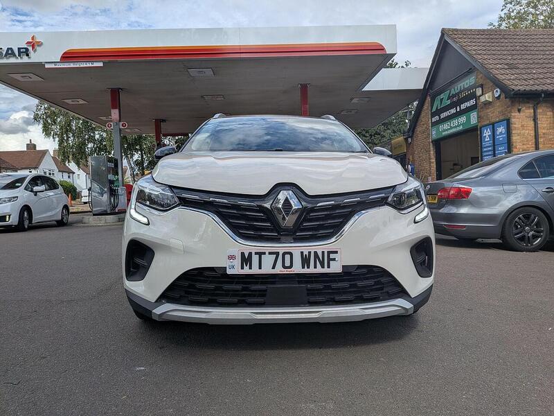 Renault 1.3 TCe Iconic SUV 5dr Petrol Manual Euro 6 (s/s) (130 ps)