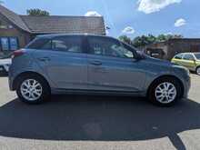 Hyundai i20 1.2 SE Hatchback 5dr Petrol Manual Euro 6 (84 ps) 
