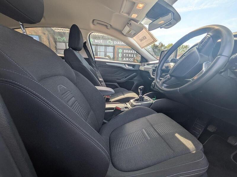 Ford 1.5T EcoBoost Active Hatchback 5dr Petrol Manual Euro 6 (s/s) (150 ps)