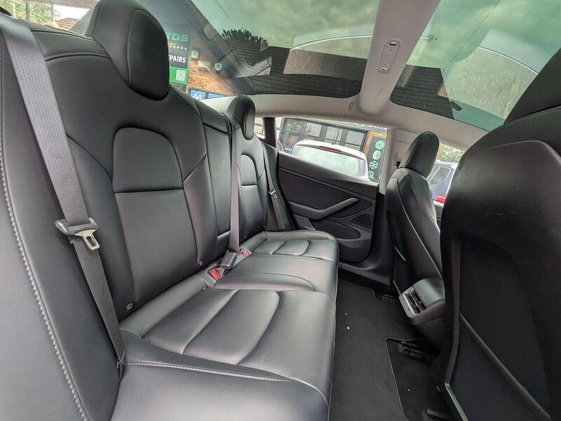 Tesla (Dual Motor) Performance Saloon 4dr Electric Auto 4WDE (Performance Upgrade) (449 bhp)