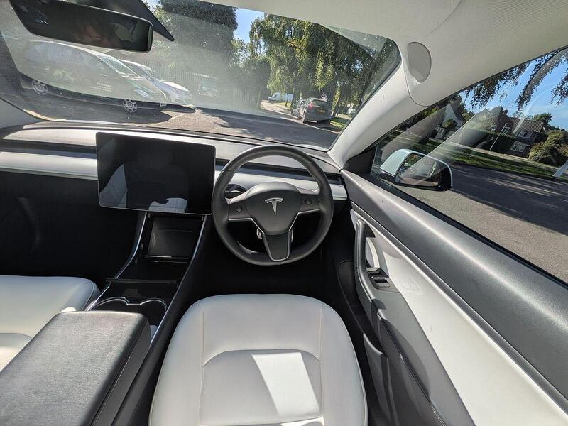 Tesla (Dual Motor) Performance Saloon 4dr Electric Auto 4WDE (Performance Upgrade) (449 bhp)