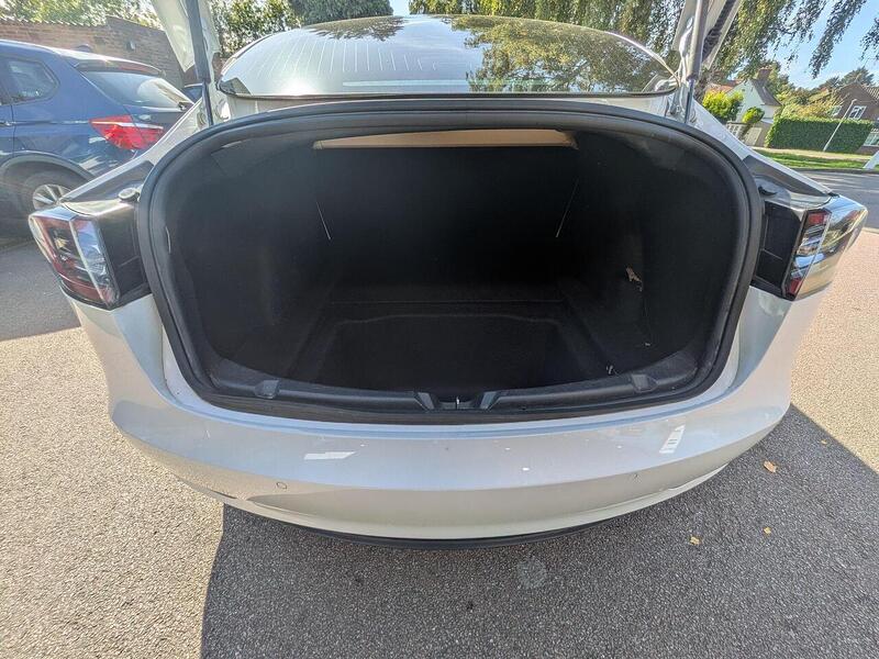 Tesla (Dual Motor) Performance Saloon 4dr Electric Auto 4WDE (Performance Upgrade) (449 bhp)