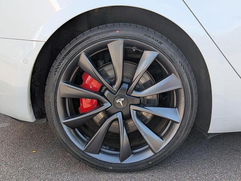 Tesla (Dual Motor) Performance Saloon 4dr Electric Auto 4WDE (Performance Upgrade) (449 bhp)