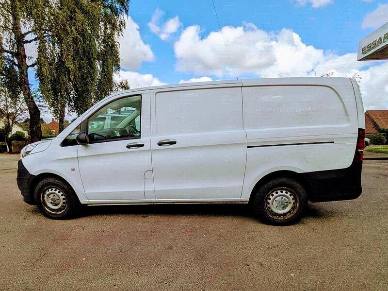 Mercedes-Benz 2.1 114 CDI Pure Panel Van 5dr Diesel Manual RWD L2 Euro 6 (s/s) (136 ps)