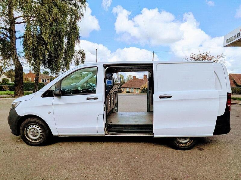 Mercedes-Benz 2.1 114 CDI Pure Panel Van 5dr Diesel Manual RWD L2 Euro 6 (s/s) (136 ps)