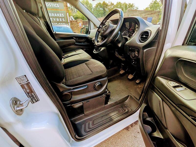 Mercedes-Benz 2.1 114 CDI Pure Panel Van 5dr Diesel Manual RWD L2 Euro 6 (s/s) (136 ps)