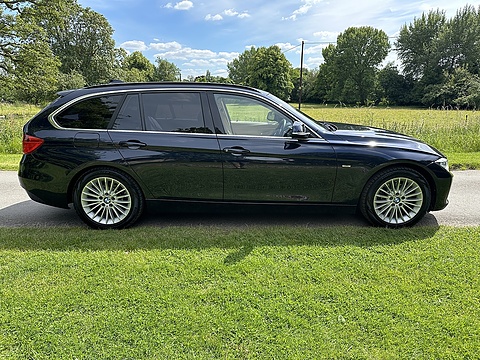 320I Luxury Touring 2.0 5dr Estate Automatic Petrol