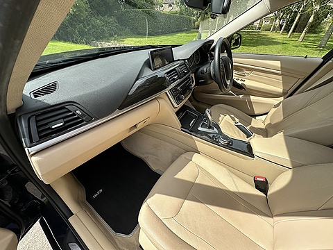 320I Luxury Touring 2.0 5dr Estate Automatic Petrol