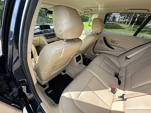 320I Luxury Touring 2.0 5dr Estate Automatic Petrol