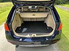BMW 3 Series 320I Luxury Touring Automatic