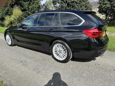 320I Luxury Touring 2.0 5dr Estate Automatic Petrol
