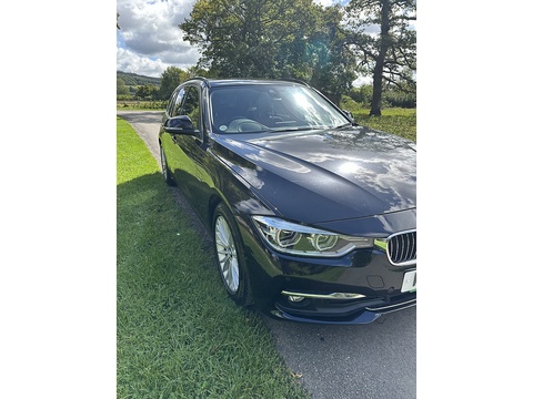 320I Luxury Touring 2.0 5dr Estate Automatic Petrol