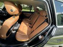 BMW 3 Series 320I Luxury Touring Automatic