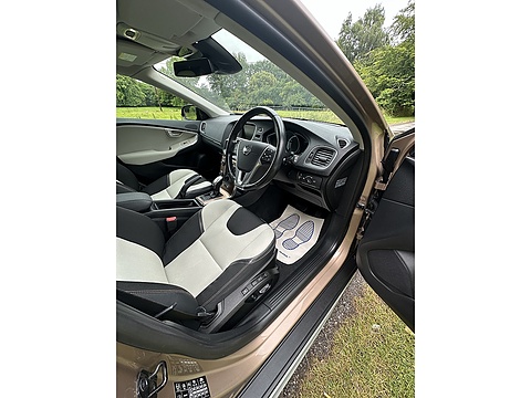 T5 Cross Country Lux Awd 2.0 5dr Hatchback Automatic Petrol