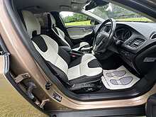 Volvo V40 T5 Cross Country Lux Awd Automatic