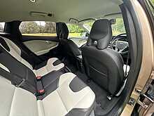 Volvo V40 T5 Cross Country Lux Awd Automatic