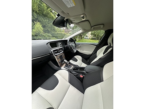 T5 Cross Country Lux Awd 2.0 5dr Hatchback Automatic Petrol