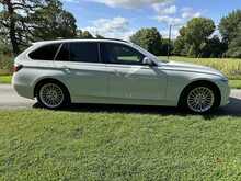 BMW 3 Series 320I Luxury Touring Automatic