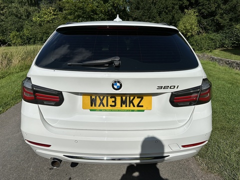 320I Luxury Touring 2.0 5dr Estate Automatic Petrol