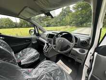 Nissan Nv200 Van Side Windows Automatic