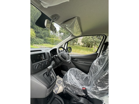 Van Side Windows 1.6 5dr Van Automatic Petrol