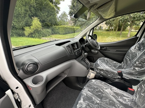 Van Side Windows 1.6 5dr Van Automatic Petrol