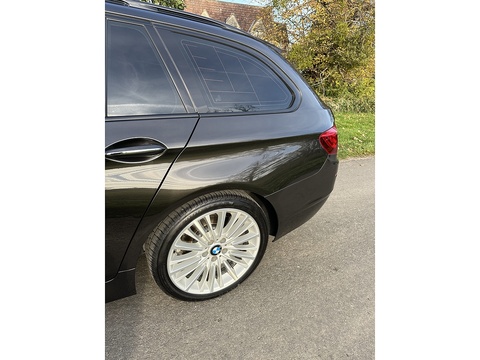 535I Se Touring 3.0 5dr Estate Automatic Petrol