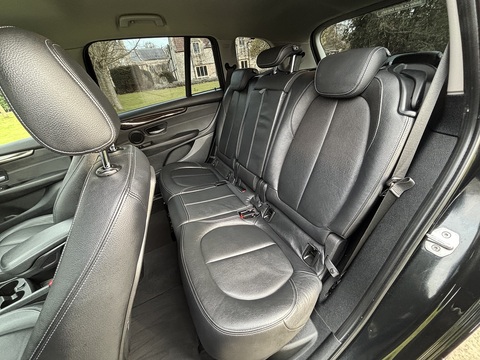 220I Luxury Gran Tourer 2.0 5dr Estate Automatic Petrol