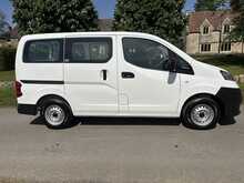 Nissan NV200  