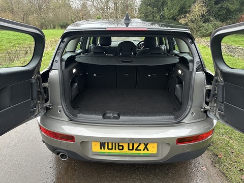 Cooper 1.5 5dr Estate auto Petrol